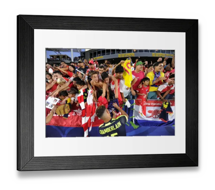 Framed Print : Arsenal Fans Celebrate Pre-Season Victory Over Chivas in Carson