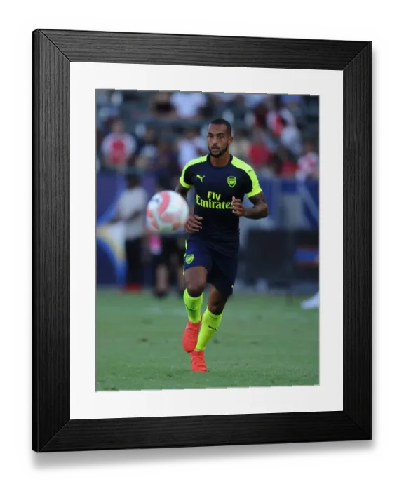 Framed Print : Theo Walcott in Action: Arsenal vs Chivas, 2016-17 Pre-Season Friendly Framed Print : Theo Walcott in Action: Arsenal vs Chivas, 2016-17 Pre-Season Friendly