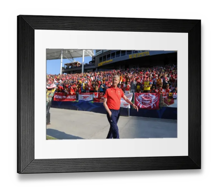 Framed Print : Arsene Wenger at Arsenal's Pre-Season Clash Against CD Guadalajara (2016)