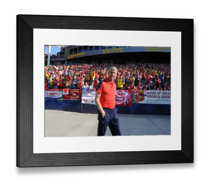 Framed Print : Arsene Wenger at Arsenal's Pre-Season Clash Against CD Guadalajara (2016-17), Carson, California Framed Print : Arsene Wenger at Arsenal's Pre-Season Clash Against CD Guadalajara (2016-17), Carson, California