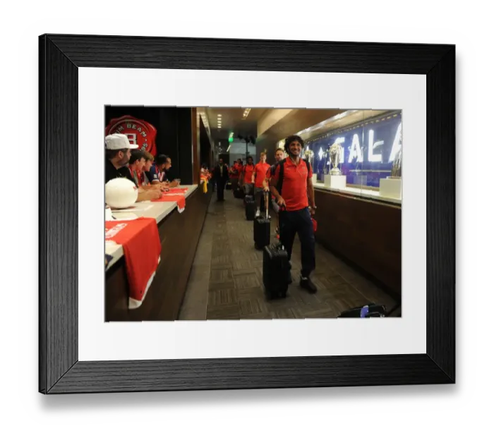 Framed Print : Arsenal's Mohamed Elneny Gears Up for Arsenal vs. Chivas (2016-17)
