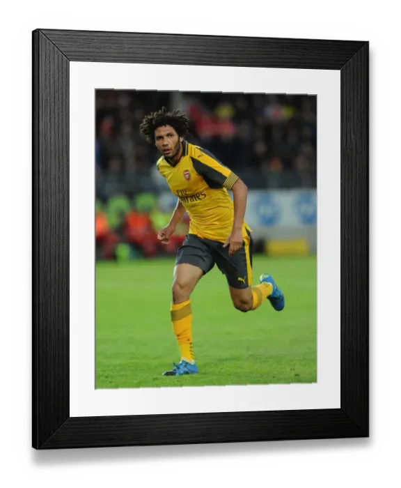 Framed Print : Mohamed Elneny in Action: Arsenal vs Viking FK (2016-17 Pre-Season Friendly)