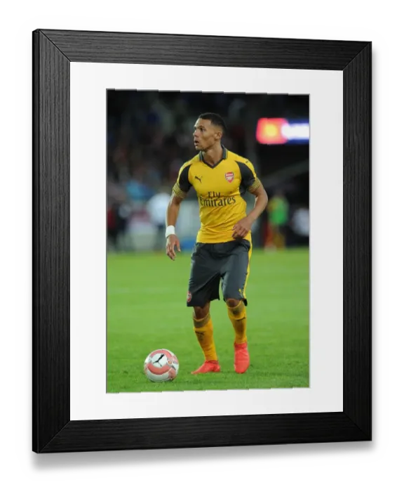 Framed Print : Arsenal's Kieran Gibbs in Action against Viking FK (2016-17 Pre-Season Friendly)