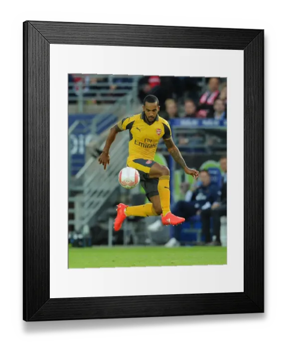 Framed Print : Theo Walcott in Action: Arsenal vs Viking FK (2016-17 Pre-Season Friendly) Framed Print : Theo Walcott in Action: Arsenal vs Viking FK (2016-17 Pre-Season Friendly)