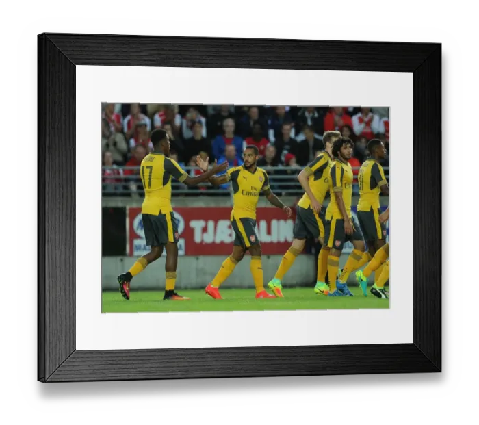 Framed Print : Arsenal's Theo Walcott and Alex Iwobi Celebrate Goal Against Viking FK (2016-17)