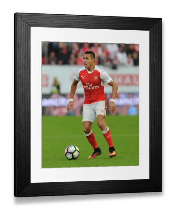 Framed Print : Arsenal vs Manchester City: Pre-Season Battle in Gothenburg, 2016