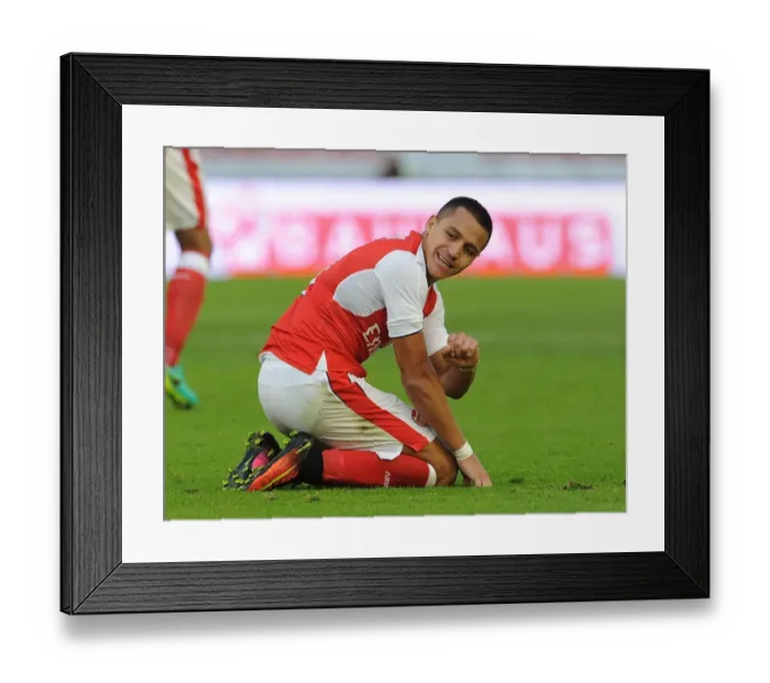 Framed Print : Arsenal vs Manchester City: Pre-Season Clash in Gothenburg, 2016 Framed Print : Arsenal vs Manchester City: Pre-Season Clash in Gothenburg, 2016