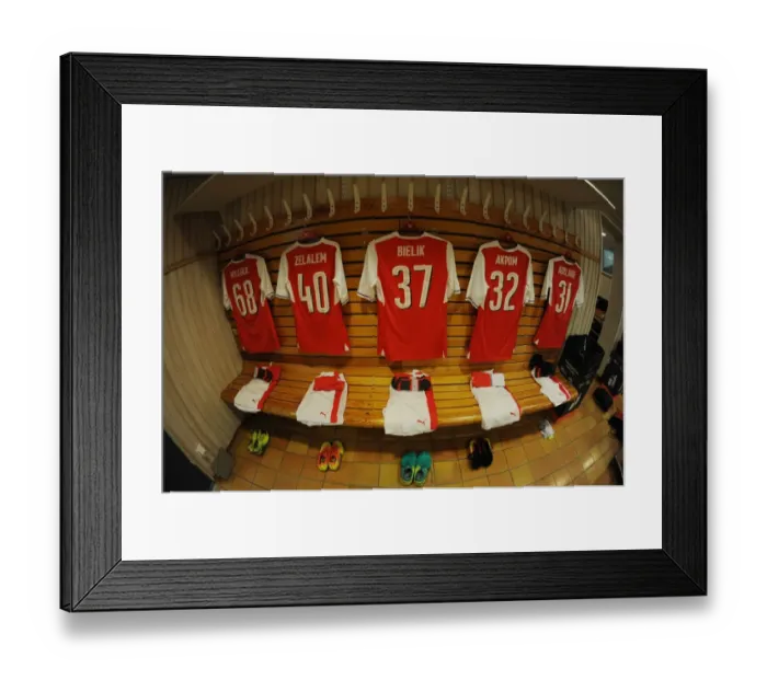 Framed Print : Arsenal Changing Room: Pre-Season Showdown against Manchester City, Gothenburg 2016 Framed Print : Arsenal Changing Room: Pre-Season Showdown against Manchester City, Gothenburg 2016