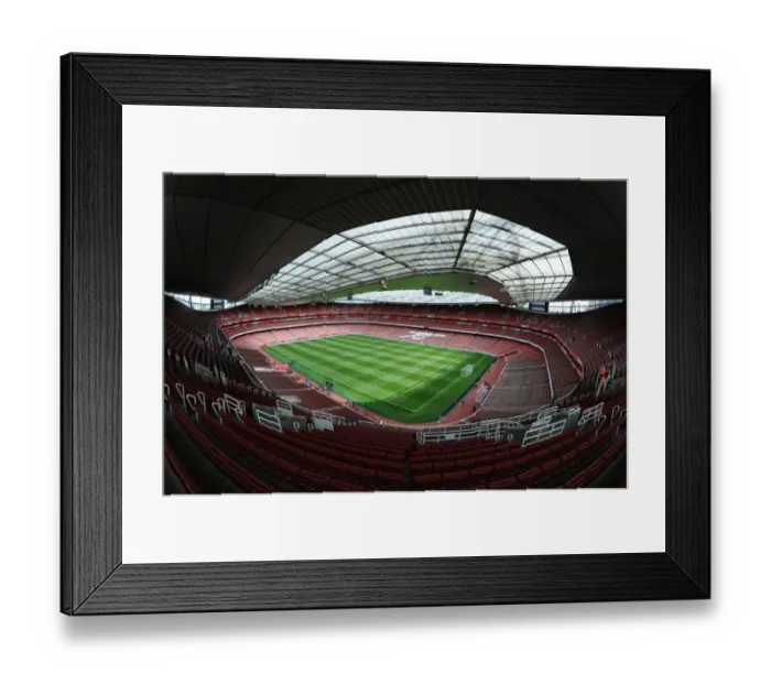 Framed Print : Arsenal vs Liverpool Showdown: 2016-17 Premier League Clash at Emirates Stadium