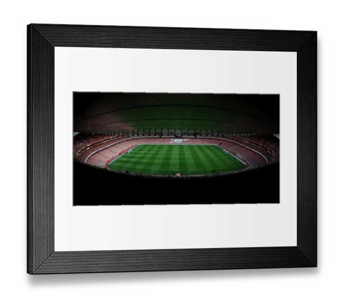 Framed Print : Arsenal vs Liverpool: Premier League Showdown at Emirates Stadium Framed Print : Arsenal vs Liverpool: Premier League Showdown at Emirates Stadium