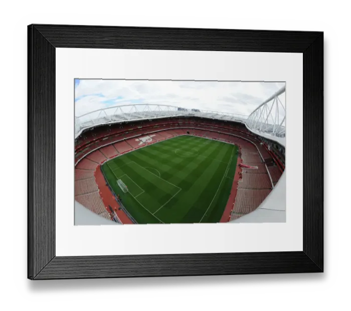 Framed Print : Arsenal vs Liverpool: Premier League Showdown at Emirates Stadium Framed Print : Arsenal vs Liverpool: Premier League Showdown at Emirates Stadium