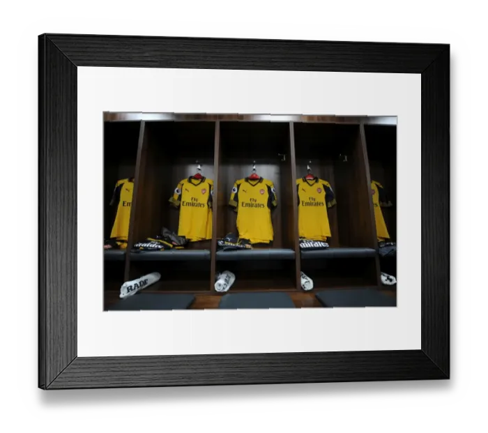 Framed Print : Arsenal Away Locker Room at Leicester City's The King Power Stadium (2016-17): A Glimpse into the Gunners Pre-Match Preparation Framed Print : Arsenal Away Locker Room at Leicester City's The King Power Stadium (2016-17): A Glimpse into the Gunners Pre-Match Preparation