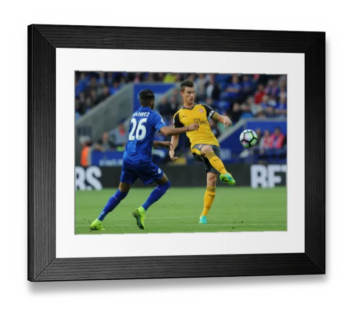 Framed Print : Clash of the Stars: Oxlade-Chamberlain vs. Mahrez - Leicester City vs. Arsenal, 2016-17 Premier League