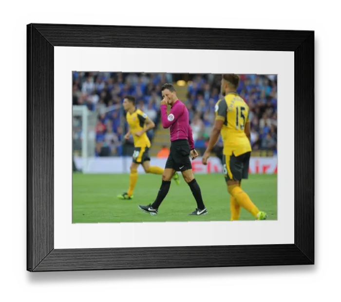 Framed Print : Mark Clattenburg Referees Leicester City vs. Arsenal Clash in Premier League