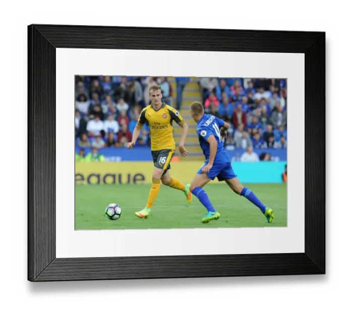 Framed Print : Rob Holding in Action: Premier League Showdown - Leicester City vs Arsenal (2016-17) Framed Print : Rob Holding in Action: Premier League Showdown - Leicester City vs Arsenal (2016-17)