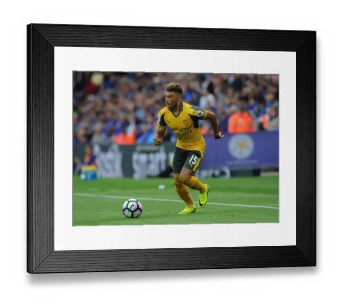 Framed Print : Alex Oxlade-Chamberlain: In Action Against Leicester City, Premier League 2016-17