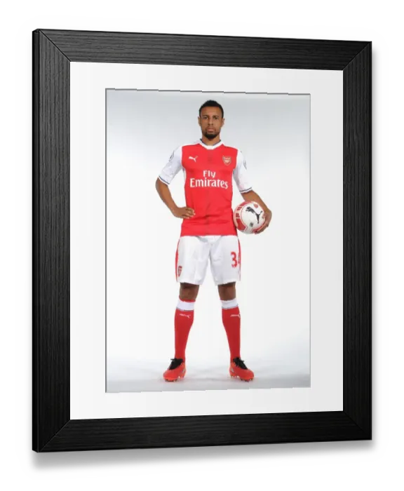 Framed Print : Arsenal First Team 2016-17: Francis Coquelin at Team Photocall Framed Print : Arsenal First Team 2016-17: Francis Coquelin at Team Photocall