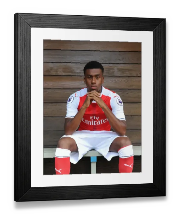 Framed Print : Arsenal First Team 2016-17: Alex Iwobi at Arsenal's Photocall Framed Print : Arsenal First Team 2016-17: Alex Iwobi at Arsenal's Photocall