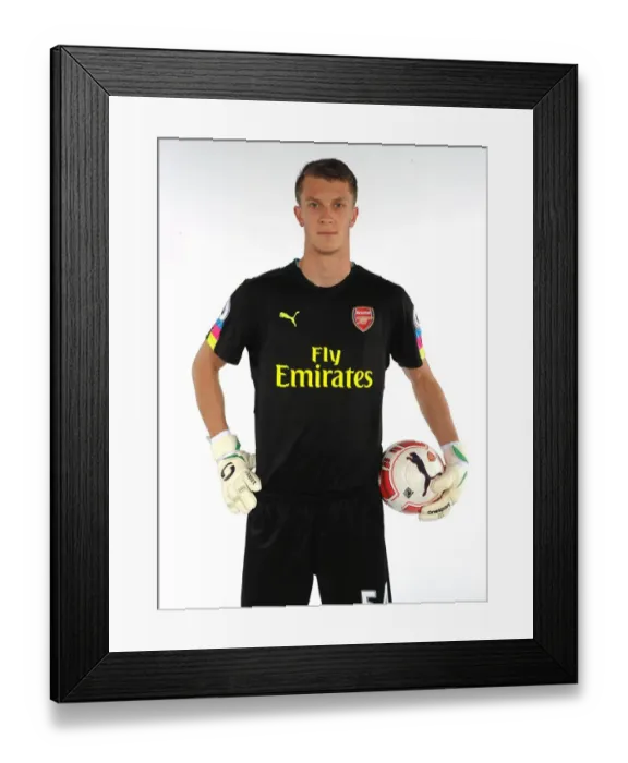 Framed Print : Arsenal FC 2016-17 First Team: Matt Macey's Photocall