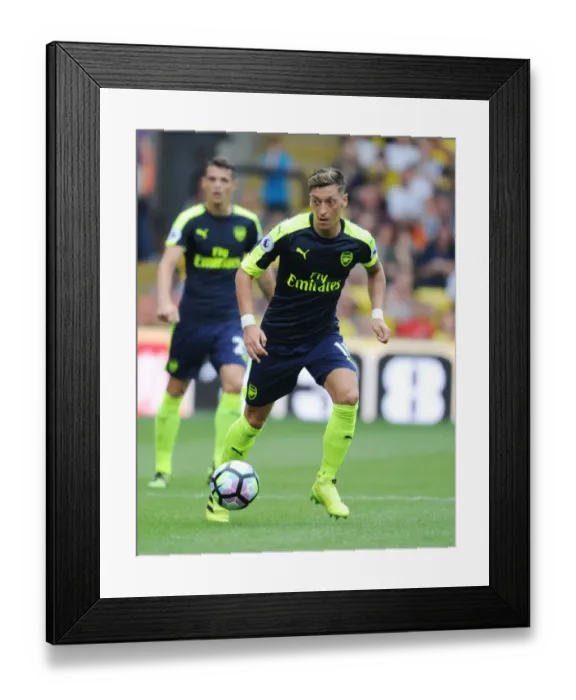 Framed Print : Mesut Ozil in Action: Arsenal vs. Watford, Premier League 2016-17