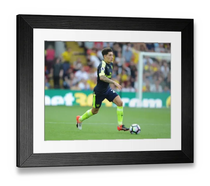 Framed Print : Hector Bellerin in Action: Arsenal vs. Watford, Premier League 2016-17 Framed Print : Hector Bellerin in Action: Arsenal vs. Watford, Premier League 2016-17