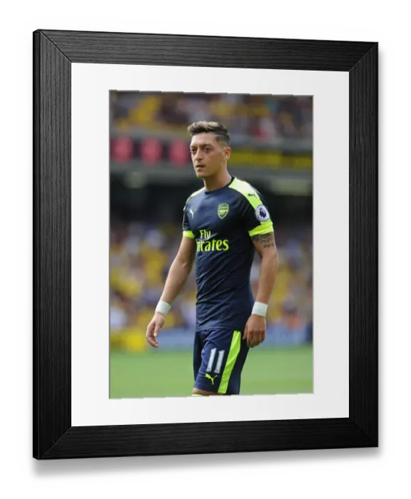 Framed Print : Mesut Ozil in Action: Arsenal vs. Watford, Premier League 2016-17