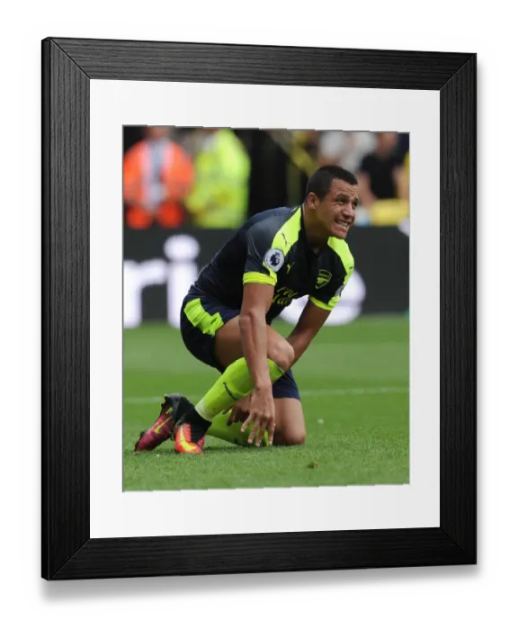 Framed Print : Alexis Sanchez in Action: Arsenal vs. Watford, Premier League 2016-17 Framed Print : Alexis Sanchez in Action: Arsenal vs. Watford, Premier League 2016-17