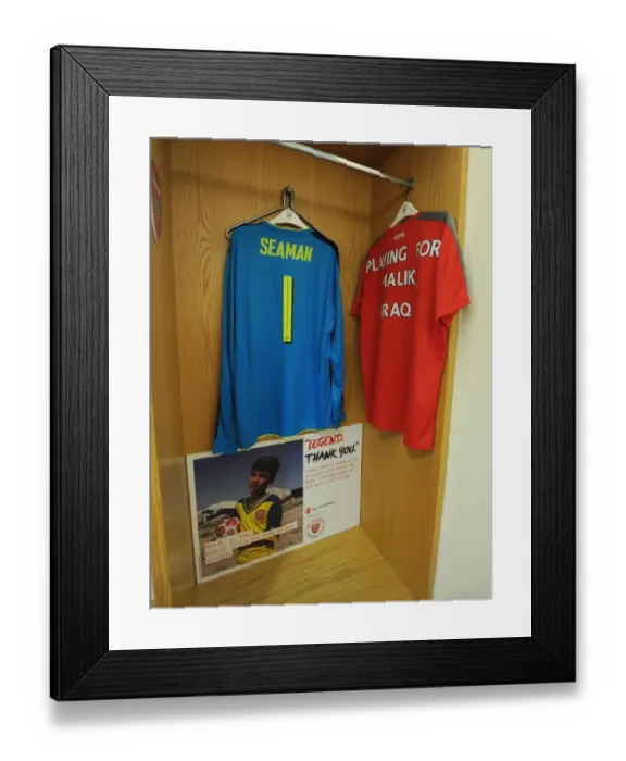 Framed Print : Arsenal Legends vs. AC Milan Glorie: A Battle of Football Legends Framed Print : Arsenal Legends vs. AC Milan Glorie: A Battle of Football Legends