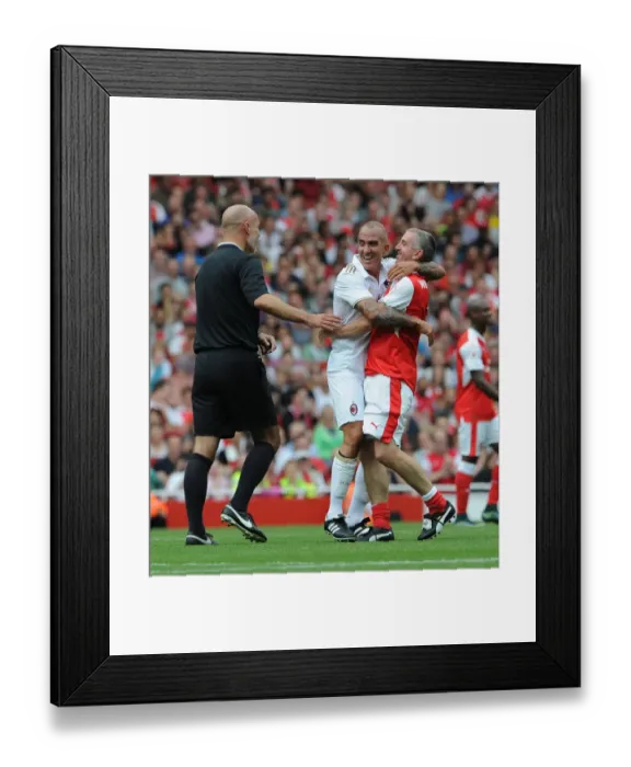 Framed Print : Arsenal Legends vs. AC Milan Glorie: A Cheerful Charity Clash at Emirates Stadium Framed Print : Arsenal Legends vs. AC Milan Glorie: A Cheerful Charity Clash at Emirates Stadium