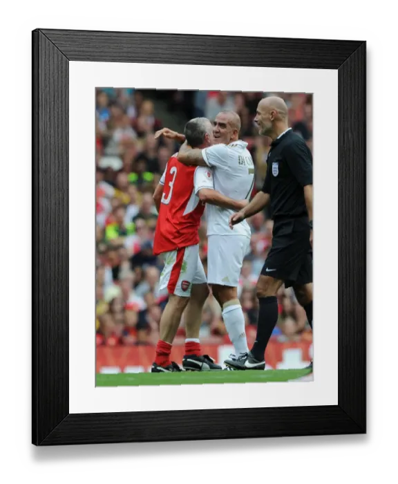 Framed Print : Arsenal Legends vs. Milan Glorie: A Star-Studded Football Reunion Framed Print : Arsenal Legends vs. Milan Glorie: A Star-Studded Football Reunion