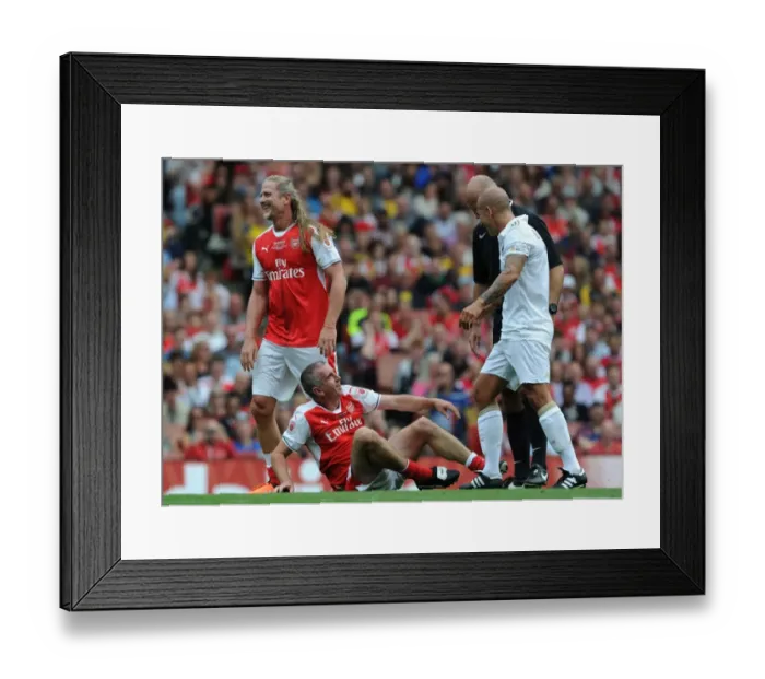 Framed Print : Arsenal Legends vs. Milan Glorie: A Lighthearted Moment Between Nigel Winterburn and Paolo Di Canio Framed Print : Arsenal Legends vs. Milan Glorie: A Lighthearted Moment Between Nigel Winterburn and Paolo Di Canio