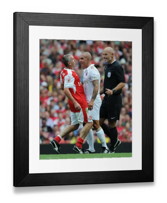 Framed Print : Arsenal Legends vs. Milan Glorie: A Star-Studded Friendly Reunion of Football Icons Framed Print : Arsenal Legends vs. Milan Glorie: A Star-Studded Friendly Reunion of Football Icons