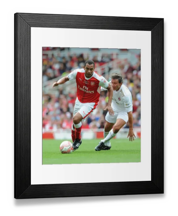 Framed Print : Gilberto (Arsenal) Stefano Eranio (Milan) Framed Print : Gilberto (Arsenal) Stefano Eranio (Milan)