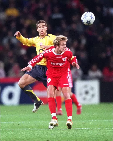 Mathieu Flamini (Arsenal) Silvan Aegerter (Thun). FC Thun 0: 1 Arsenal