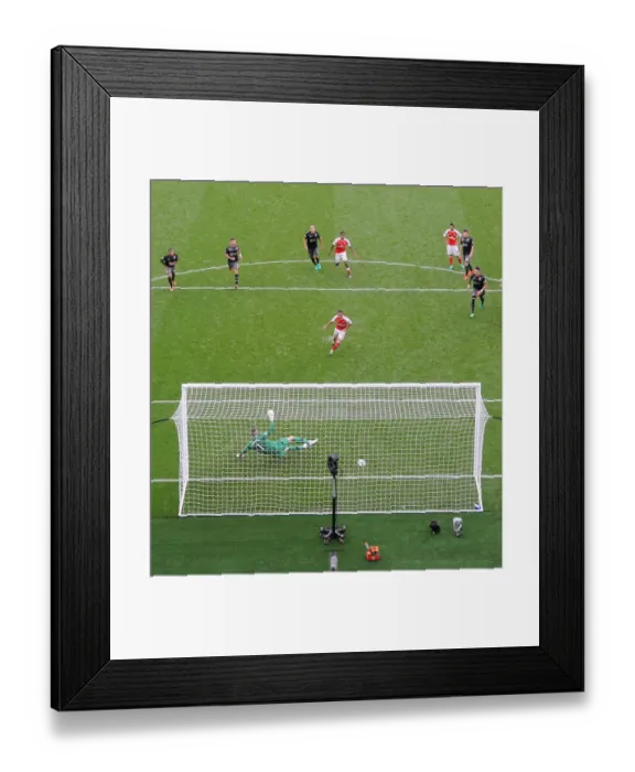 Framed Print : Santi Cazorla Scores Arsenal's Second Goal Against Southampton (2016-17)