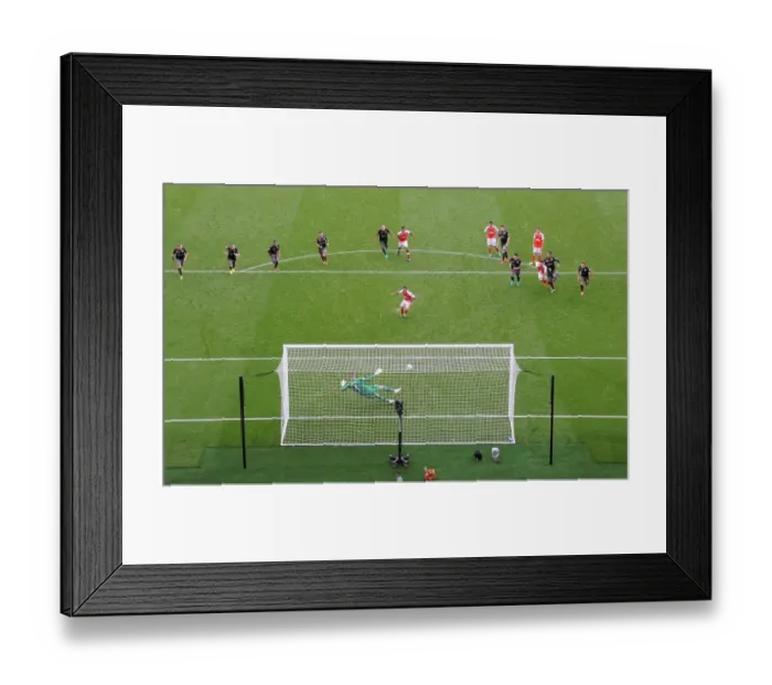 Framed Print : Santi Cazorla Scores Penalty Goal: Arsenal vs Southampton (2016-17)