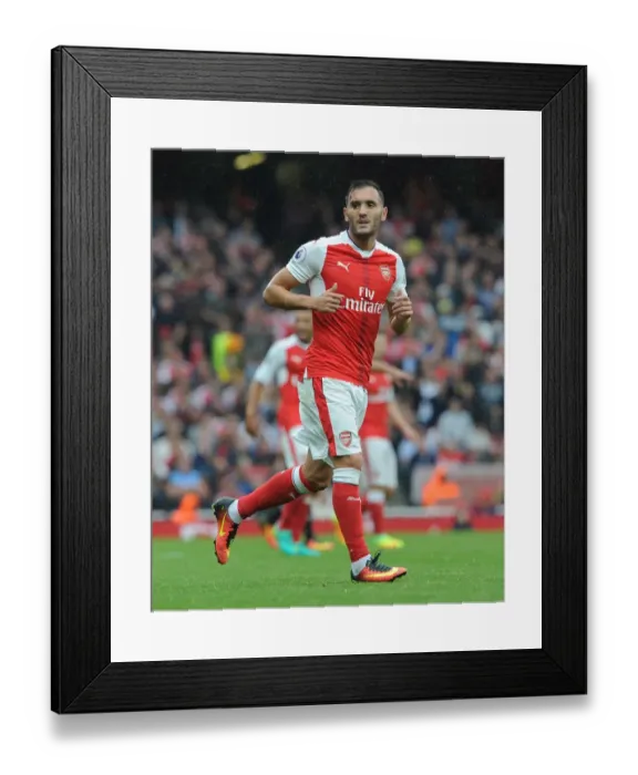 Framed Print : Lucas Perez in Action: Arsenal vs Southampton (2016-17)