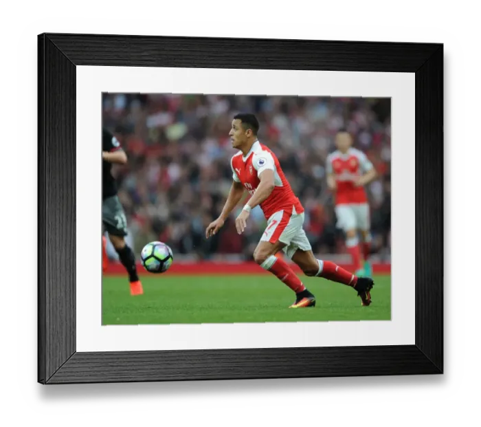 Framed Print : Alexis Sanchez in Action: Arsenal vs. Southampton, 2016-17 Premier League Framed Print : Alexis Sanchez in Action: Arsenal vs. Southampton, 2016-17 Premier League