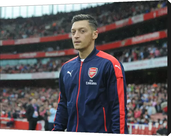 Mesut Ozil: Arsenal FC's Creative Force at Emirates Stadium, 2016-17 Season vs Southampton