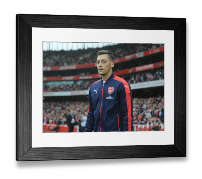 Framed Print : Mesut Ozil: Arsenal FC's Creative Force at Emirates Stadium, 2016-17 Season vs Southampton Framed Print : Mesut Ozil: Arsenal FC's Creative Force at Emirates Stadium, 2016-17 Season vs Southampton
