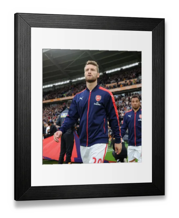 Framed Print : Shkodran Mustafi: Arsenal's Unyielding Defender at Hull City (2016-17) Framed Print : Shkodran Mustafi: Arsenal's Unyielding Defender at Hull City (2016-17)