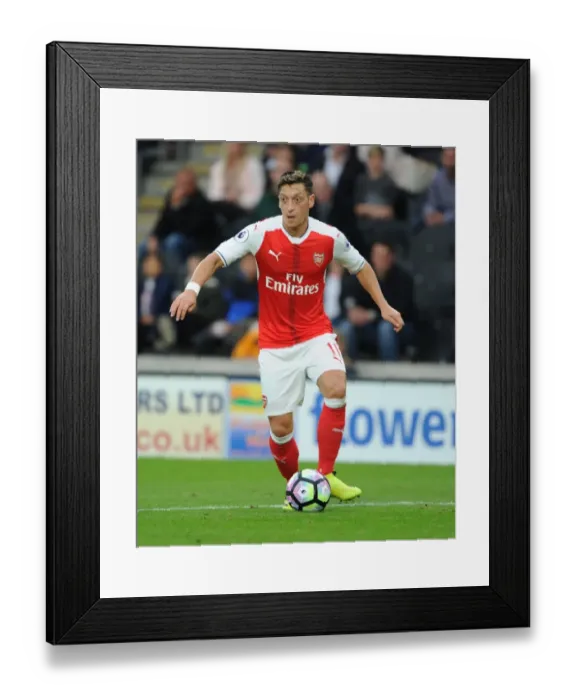 Framed Print : Mesut Ozil in Action: Arsenal vs. Hull City, Premier League 2016-17 Framed Print : Mesut Ozil in Action: Arsenal vs. Hull City, Premier League 2016-17
