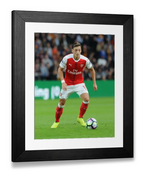 Framed Print : Mesut Ozil in Action: Hull City vs Arsenal, Premier League 2016-17 Framed Print : Mesut Ozil in Action: Hull City vs Arsenal, Premier League 2016-17