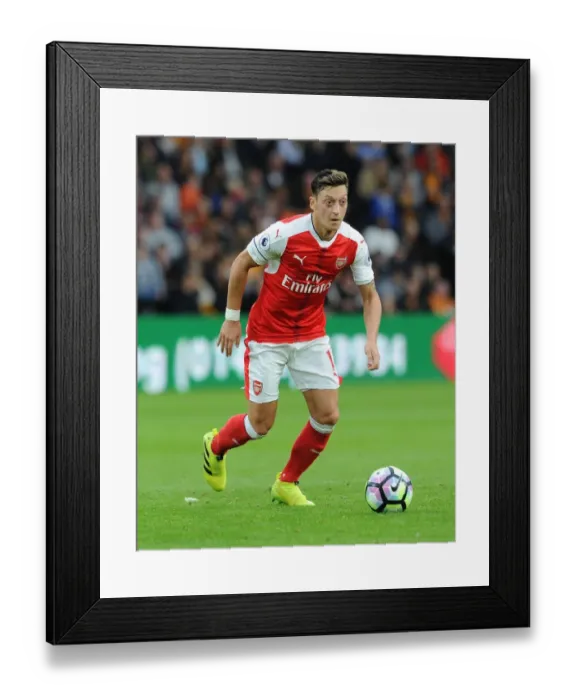 Framed Print : Mesut Ozil in Action: Hull City vs. Arsenal, Premier League 2016-17 Framed Print : Mesut Ozil in Action: Hull City vs. Arsenal, Premier League 2016-17