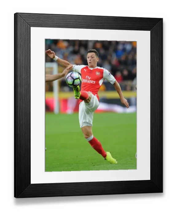 Framed Print : Mesut Ozil in Action: Hull City vs Arsenal, Premier League 2016-17