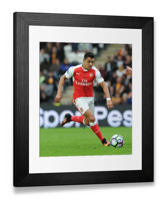 Framed Print : Alexis Sanchez: In Action Against Hull City, Premier League 2016-17