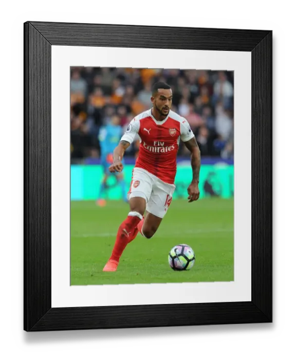 Framed Print : Theo Walcott in Action: Hull City vs Arsenal, Premier League 2016-17