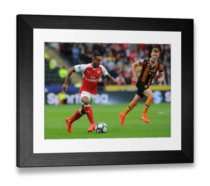 Framed Print : Theo Walcott in Action: Hull City vs Arsenal, Premier League 2016-17 Framed Print : Theo Walcott in Action: Hull City vs Arsenal, Premier League 2016-17