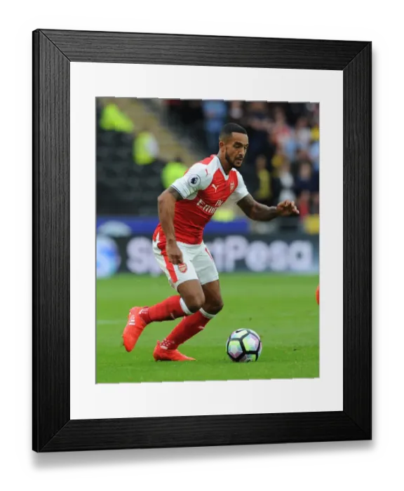 Framed Print : Theo Walcott in Action: Hull City vs Arsenal, Premier League 2016-17 Framed Print : Theo Walcott in Action: Hull City vs Arsenal, Premier League 2016-17