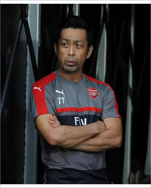 Takahiro Yamamoto (Arsenal Physio). Hull City 1: 4 Arsenal. Premier League. KCOM Stadium